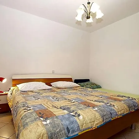 1858 4* Fažana