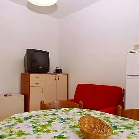 1858 Hotel